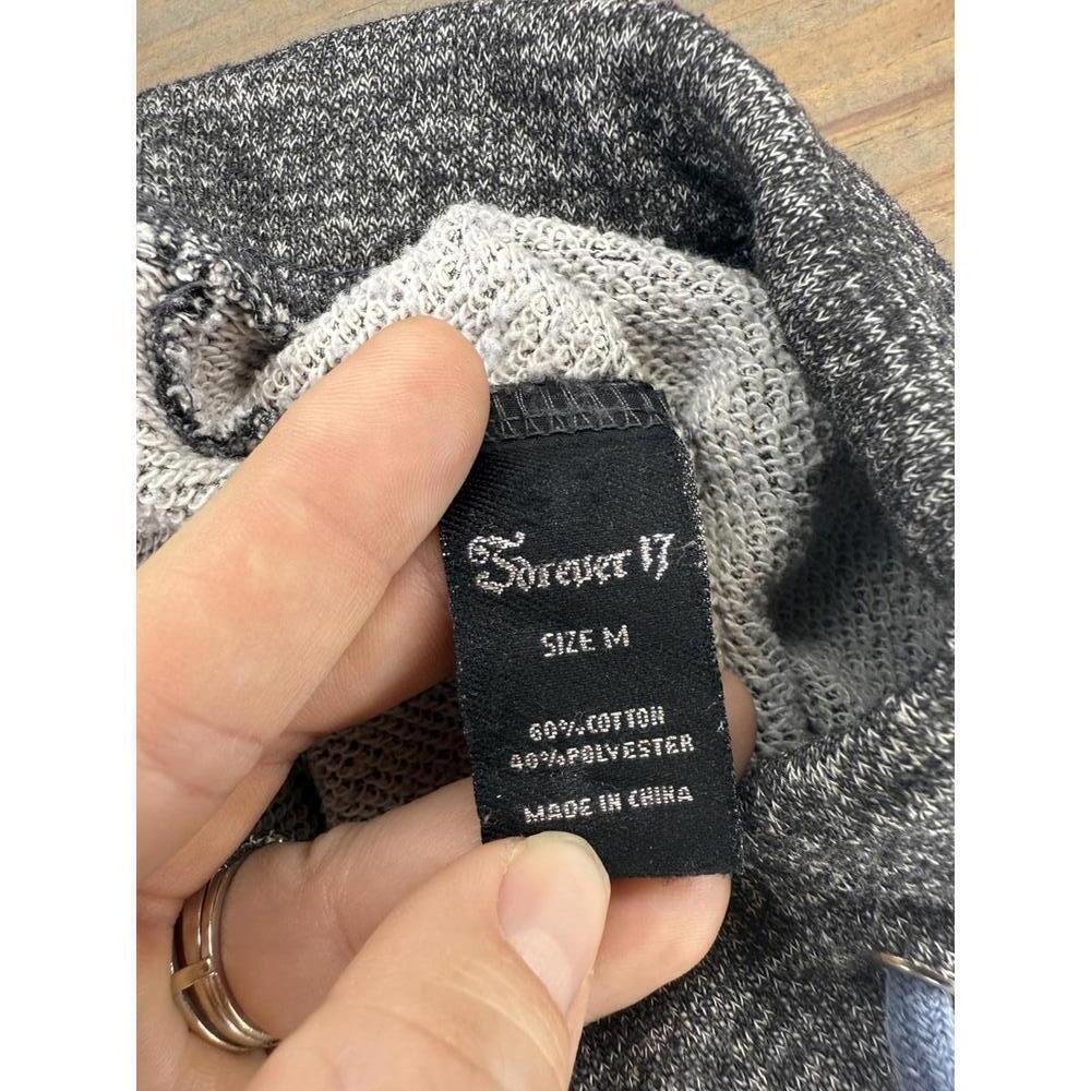 Soft Gray Sweatpants by Forever 17 – Size M - Picture 4 of 6